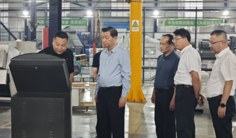 泰州市領(lǐng)導(dǎo)蒞臨總司康泰環(huán)保調(diào)研考察指導(dǎo)工作